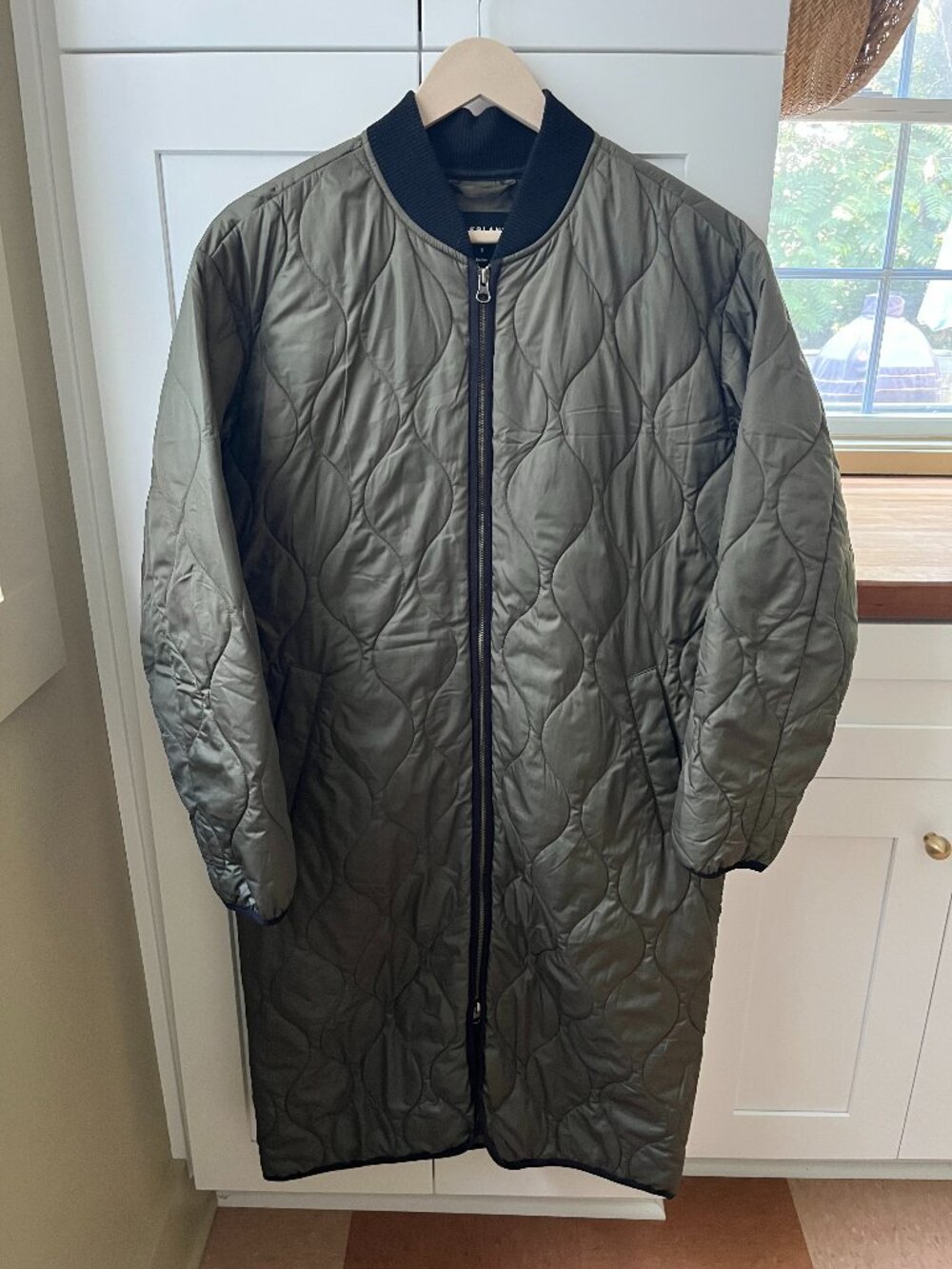 Everlane ReNew Quilted Long Coat – Olive – Size Small